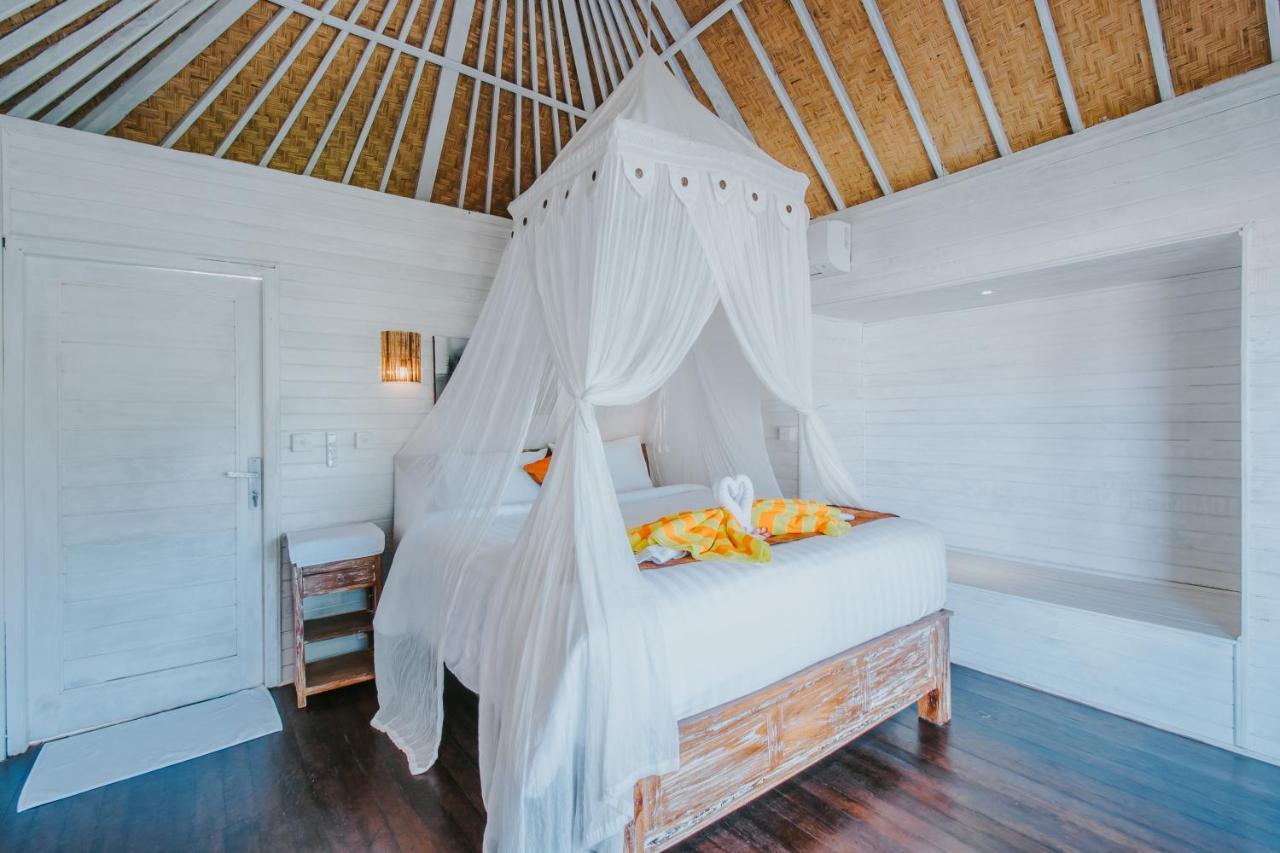 Paluh Beach Huts Nusa Lembongan  Exterior photo